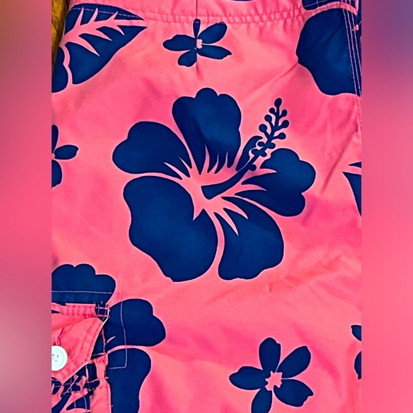 Abercrombie & Fitch Swim Trunks Size M Pink and Blue Floral 2018 Hibiscus Long - Picture 14 of 15